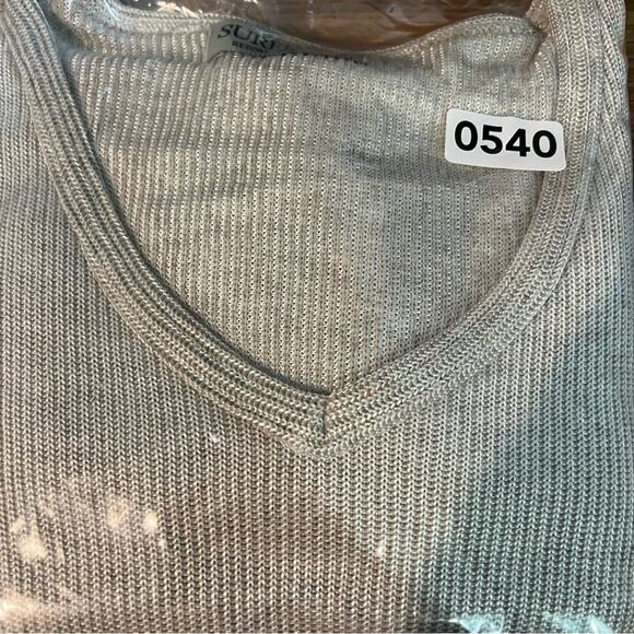 Surfival V-neck Pullover Long Sleeve Lightweight Sweater | Women’s Size Medium - Picture 7 of 7